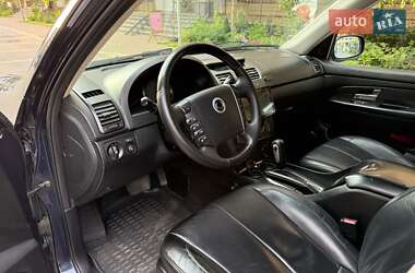 Внедорожник / Кроссовер SsangYong Rexton 2009 в 