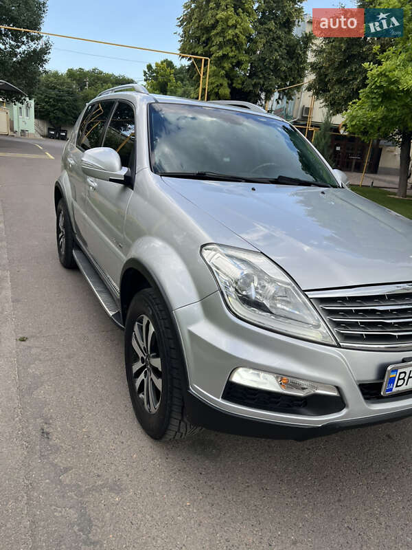 Позашляховик / Кросовер SsangYong Rexton 2013 в Одесі