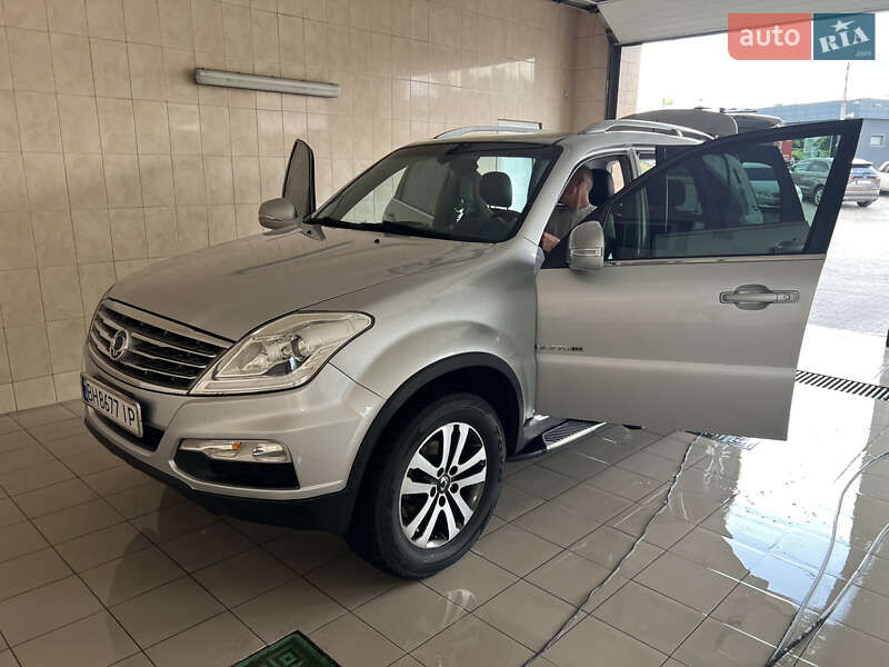 Позашляховик / Кросовер SsangYong Rexton 2013 в Одесі