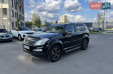 Внедорожник / Кроссовер SsangYong Rexton 2013 в 
