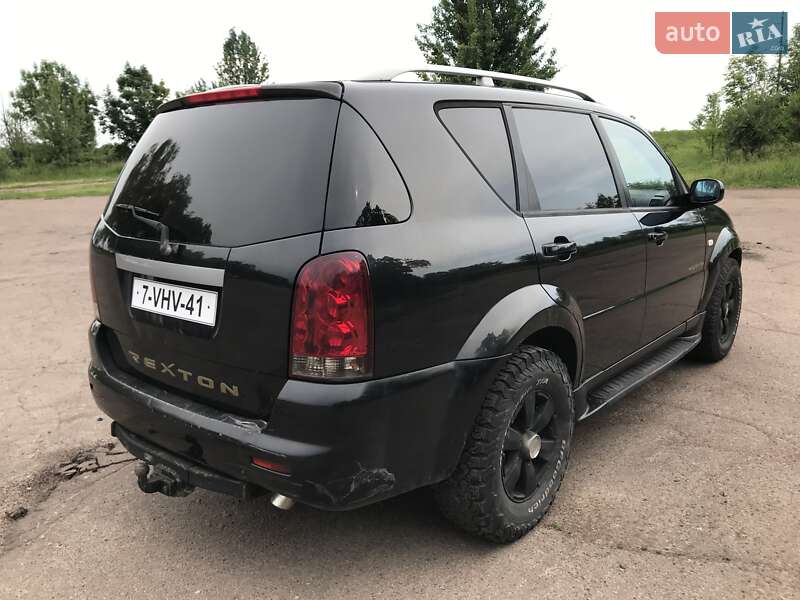 Внедорожник / Кроссовер SsangYong Rexton 2006 в Тростянце