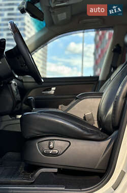Внедорожник / Кроссовер SsangYong Rexton 2013 в 