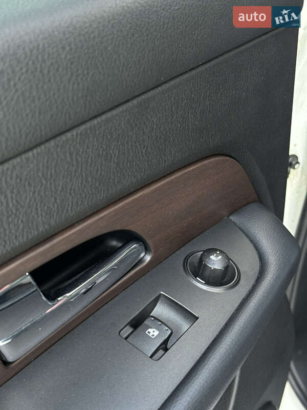 Внедорожник / Кроссовер SsangYong Rexton 2013 в Киеве