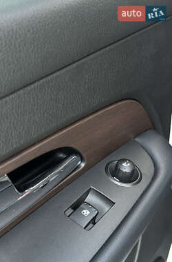 Внедорожник / Кроссовер SsangYong Rexton 2013 в 