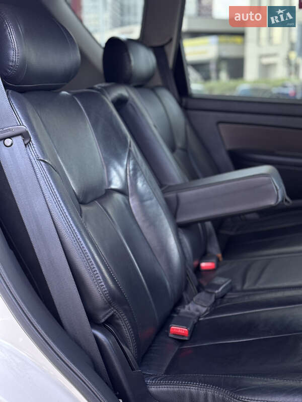 Внедорожник / Кроссовер SsangYong Rexton 2013 в Киеве