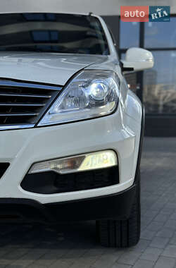 Внедорожник / Кроссовер SsangYong Rexton 2013 в 