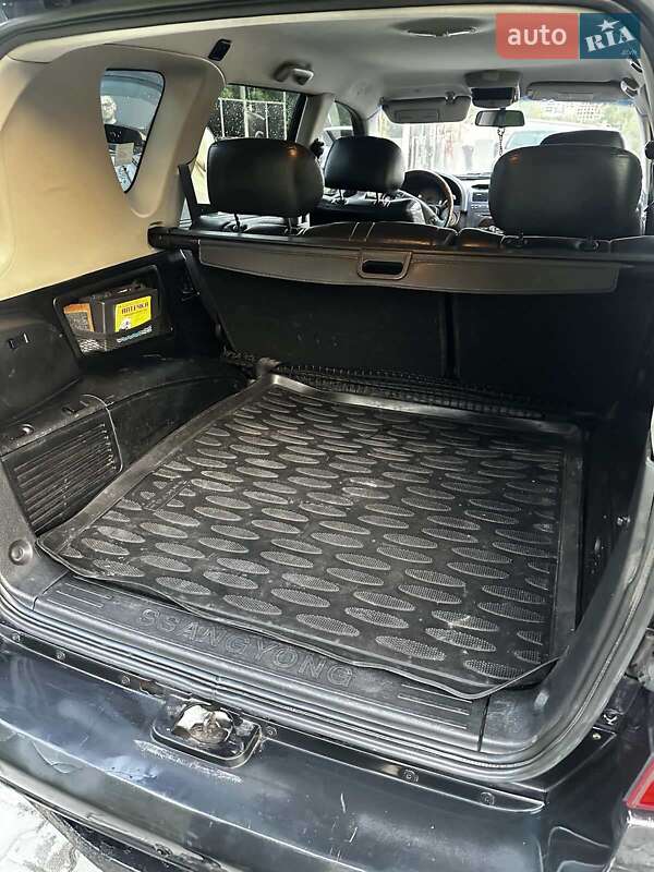 Внедорожник / Кроссовер SsangYong Rexton 2007 в Львове