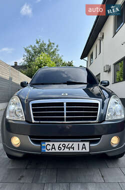 Позашляховик / Кросовер SsangYong Rexton 2007 в 