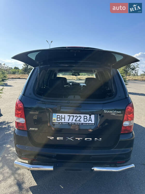 Внедорожник / Кроссовер SsangYong Rexton 2011 в Одессе