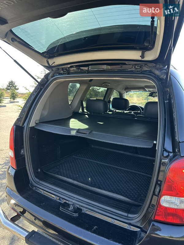 Внедорожник / Кроссовер SsangYong Rexton 2011 в Одессе