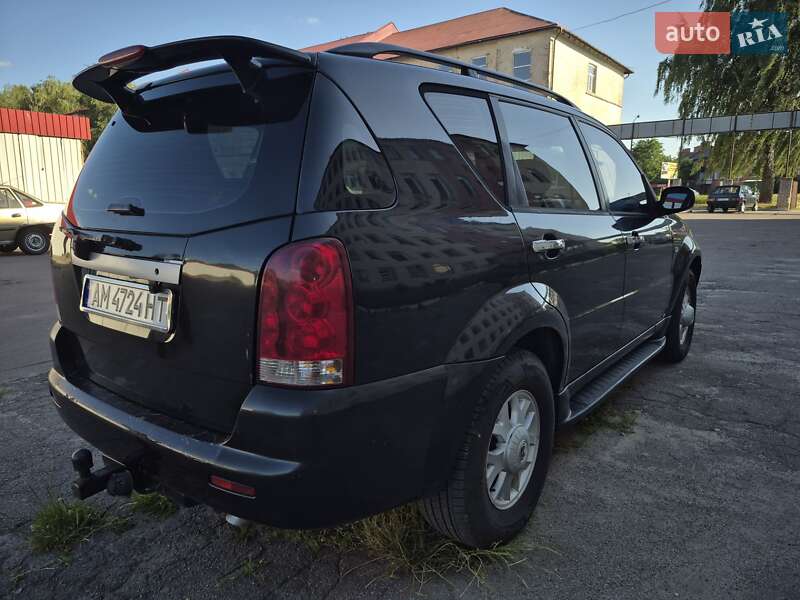 Внедорожник / Кроссовер SsangYong Rexton 2005 в Бердичеве