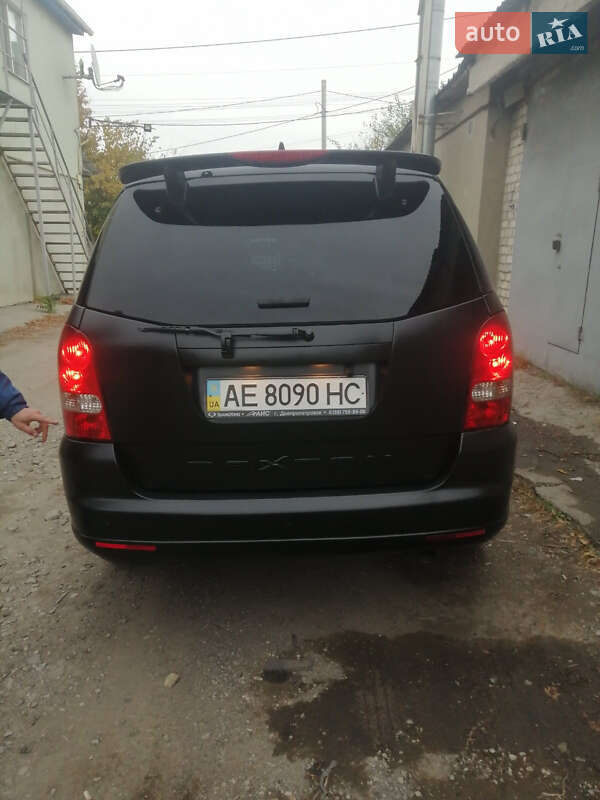 Внедорожник / Кроссовер SsangYong Rexton 2010 в Запорожье