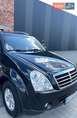 Внедорожник / Кроссовер SsangYong Rexton 2011 в 