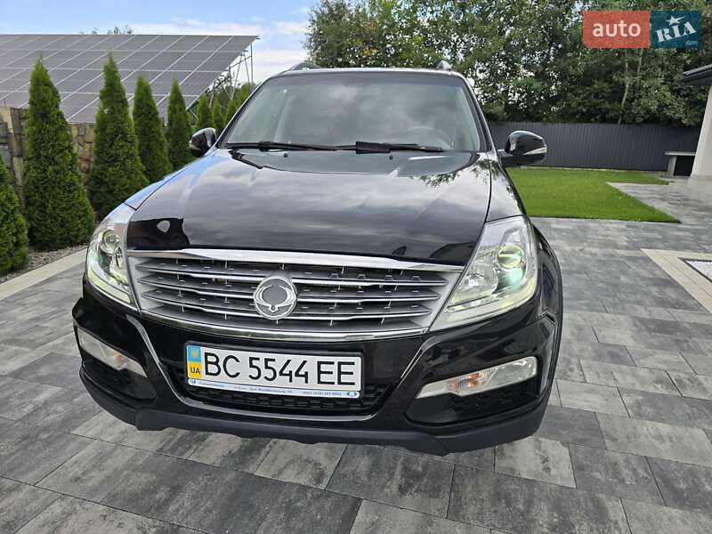 Внедорожник / Кроссовер SsangYong Rexton 2013 в Ивано-Франковске