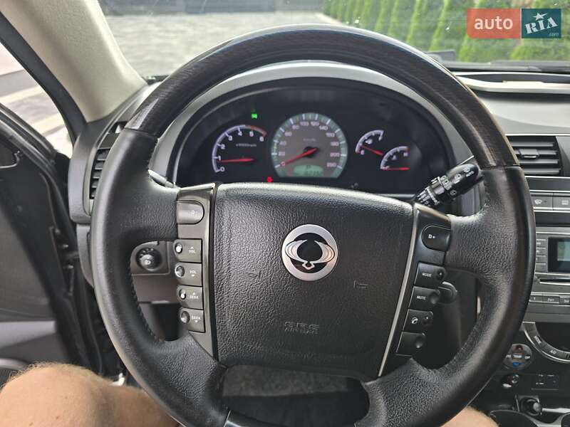 Внедорожник / Кроссовер SsangYong Rexton 2013 в Ивано-Франковске