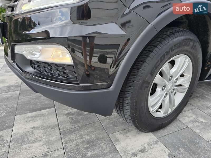Внедорожник / Кроссовер SsangYong Rexton 2013 в Ивано-Франковске