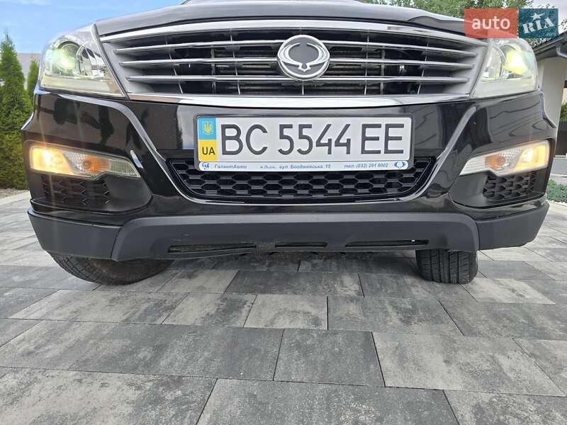 Внедорожник / Кроссовер SsangYong Rexton 2013 в Ивано-Франковске