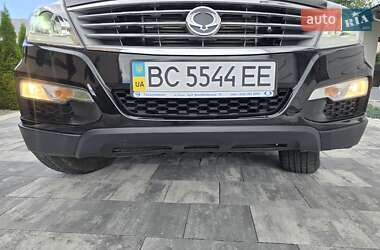 Внедорожник / Кроссовер SsangYong Rexton 2013 в 