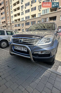 Внедорожник / Кроссовер SsangYong Rexton 2012 в 