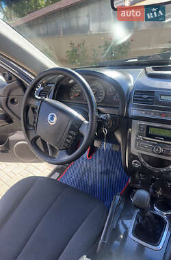Внедорожник / Кроссовер SsangYong Rexton 2012 в 