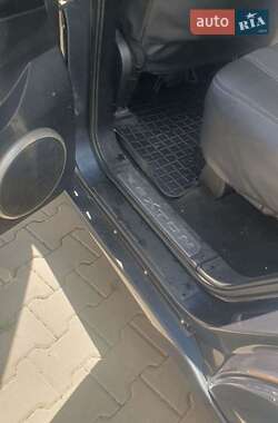 Внедорожник / Кроссовер SsangYong Rexton 2007 в 