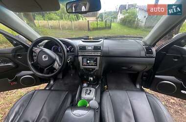 Позашляховик / Кросовер SsangYong Rexton 2015 в 