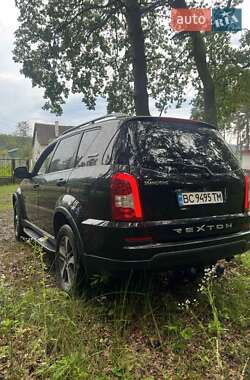 Позашляховик / Кросовер SsangYong Rexton 2015 в 