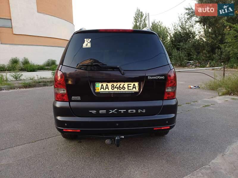 Внедорожник / Кроссовер SsangYong Rexton 2007 в Киеве