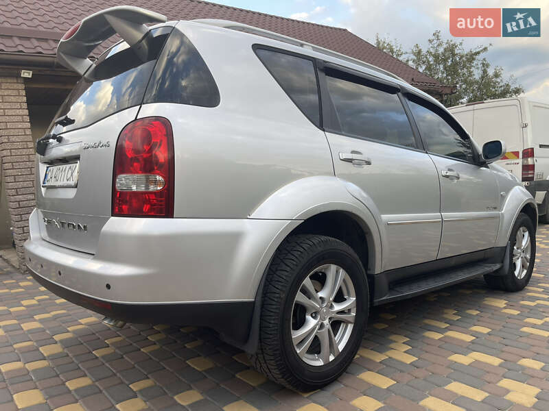 Внедорожник / Кроссовер SsangYong Rexton 2011 в 