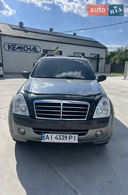 Внедорожник / Кроссовер SsangYong Rexton 2007 в 