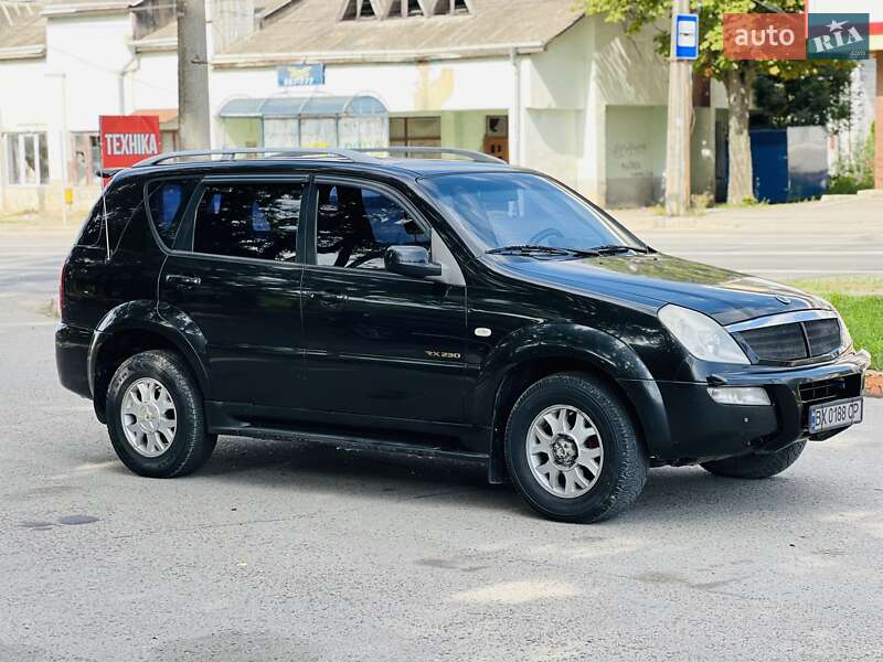 Позашляховик / Кросовер SsangYong Rexton 2004 в Чернівцях