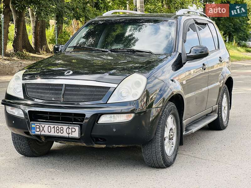 Позашляховик / Кросовер SsangYong Rexton 2004 в Чернівцях