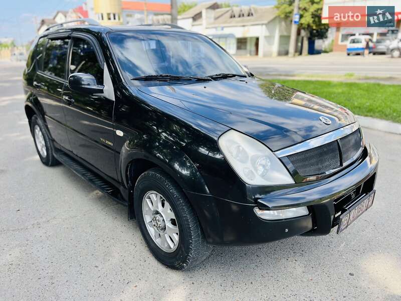 Позашляховик / Кросовер SsangYong Rexton 2004 в Чернівцях