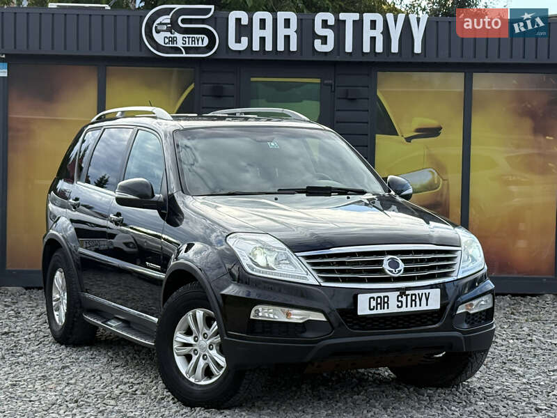 Внедорожник / Кроссовер SsangYong Rexton 2017 в 