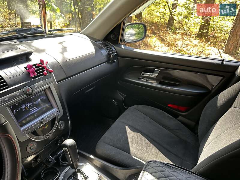 Внедорожник / Кроссовер SsangYong Rexton 2010 в Киеве