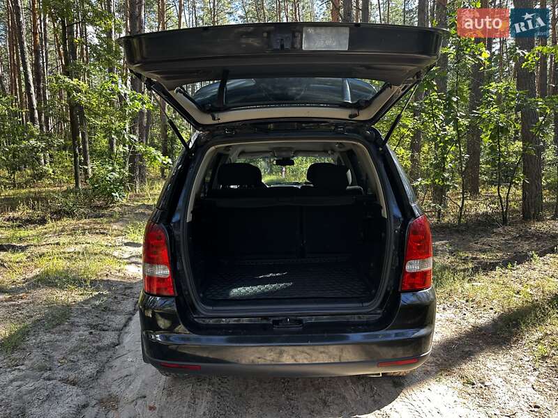 Внедорожник / Кроссовер SsangYong Rexton 2010 в Киеве