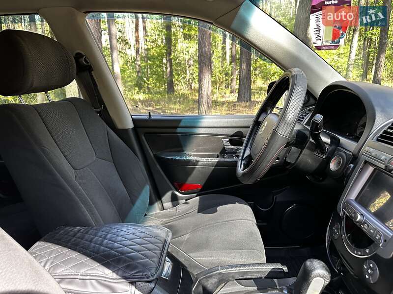 Внедорожник / Кроссовер SsangYong Rexton 2010 в Киеве