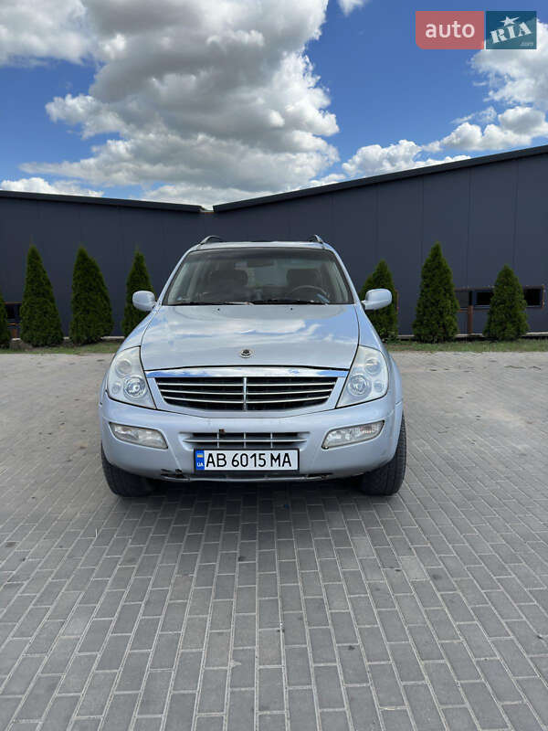 Внедорожник / Кроссовер SsangYong Rexton 2004 в Монастырище