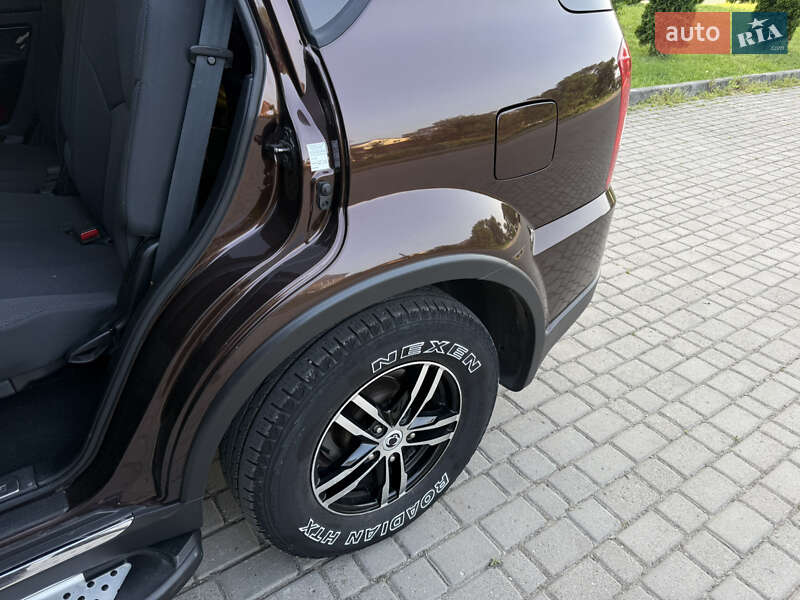 Позашляховик / Кросовер SsangYong Rexton 2013 в Львові