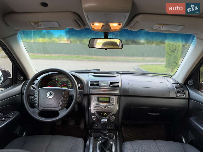 Позашляховик / Кросовер SsangYong Rexton 2013 в Львові