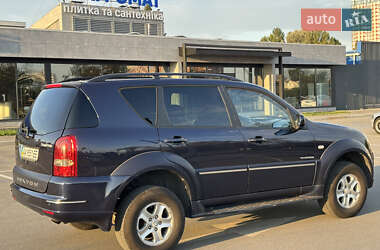 Позашляховик / Кросовер SsangYong Rexton 2007 в 