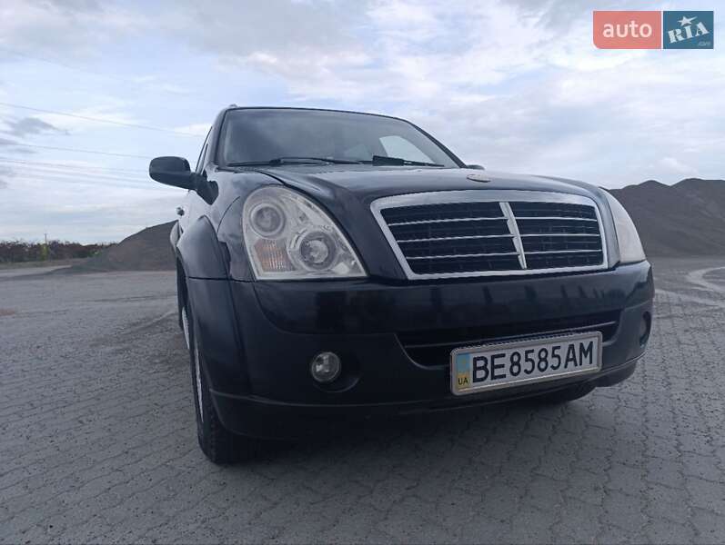 Внедорожник / Кроссовер SsangYong Rexton 2007 в 