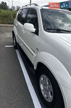 Внедорожник / Кроссовер SsangYong Rexton 2012 в 