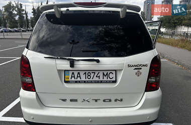 Внедорожник / Кроссовер SsangYong Rexton 2012 в 