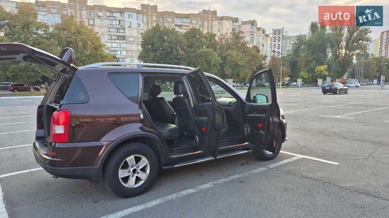 Внедорожник / Кроссовер SsangYong Rexton 2013 в Броварах