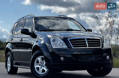 Внедорожник / Кроссовер SsangYong Rexton 2009 в 