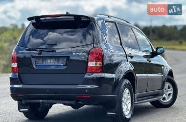 Внедорожник / Кроссовер SsangYong Rexton 2009 в 