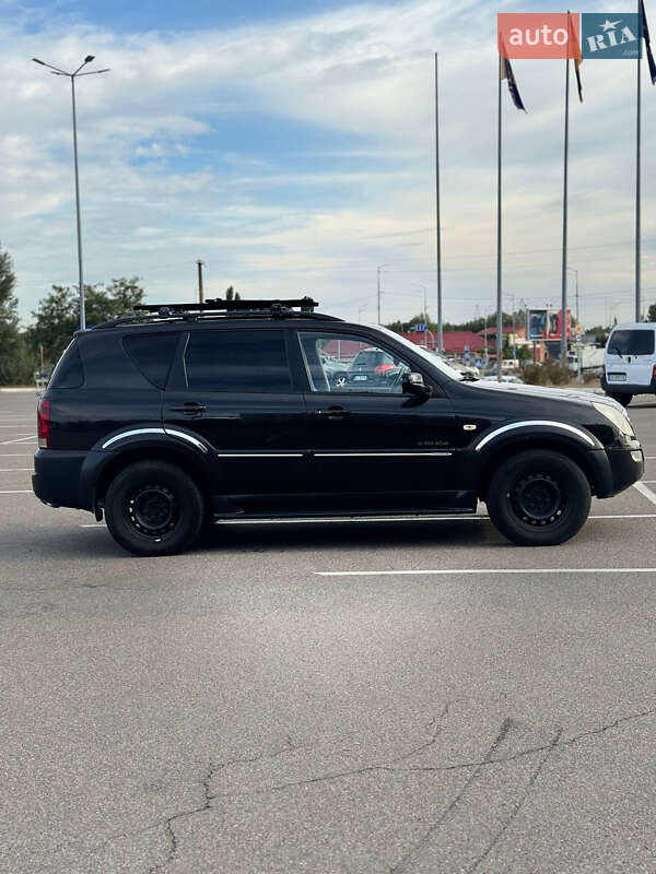 Внедорожник / Кроссовер SsangYong Rexton 2005 в Киеве