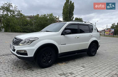 Позашляховик / Кросовер SsangYong Rexton 2014 в 