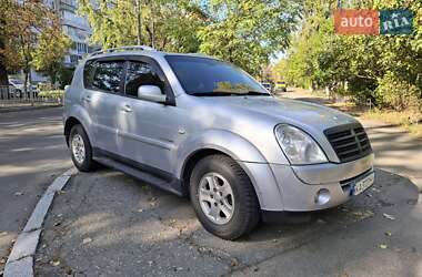 Внедорожник / Кроссовер SsangYong Rexton 2010 в Киеве